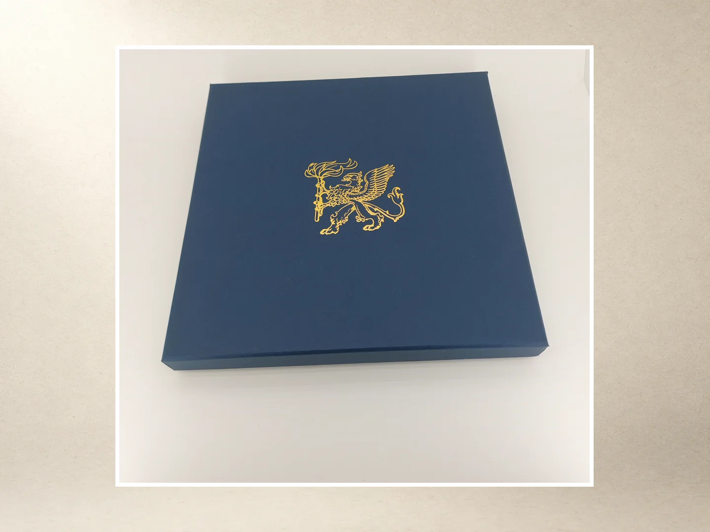 علب أدراج وهدايا — 10