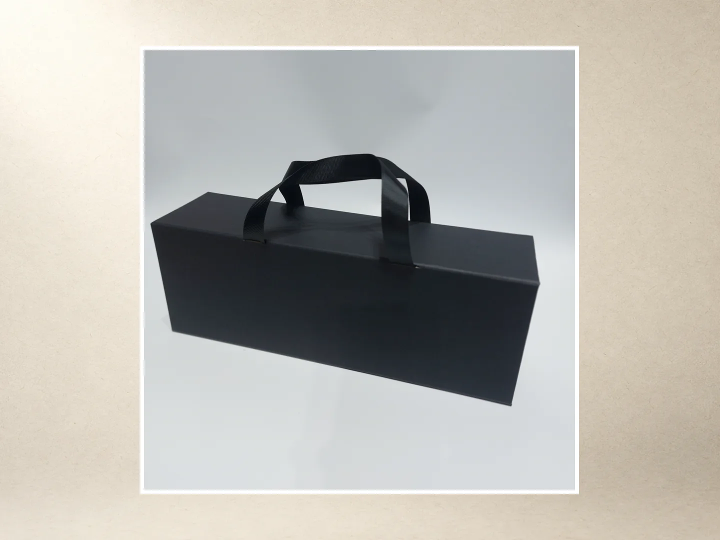 علب زجاجات — 2